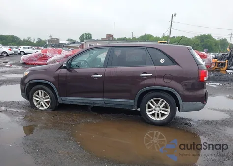 2014 Kia Sorento Lx z USA, uszkodzony, nr VIN 5XYKT3A6XEG543006